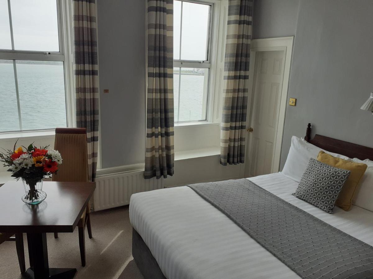 Commodore Hotel Cobh Dış mekan fotoğraf