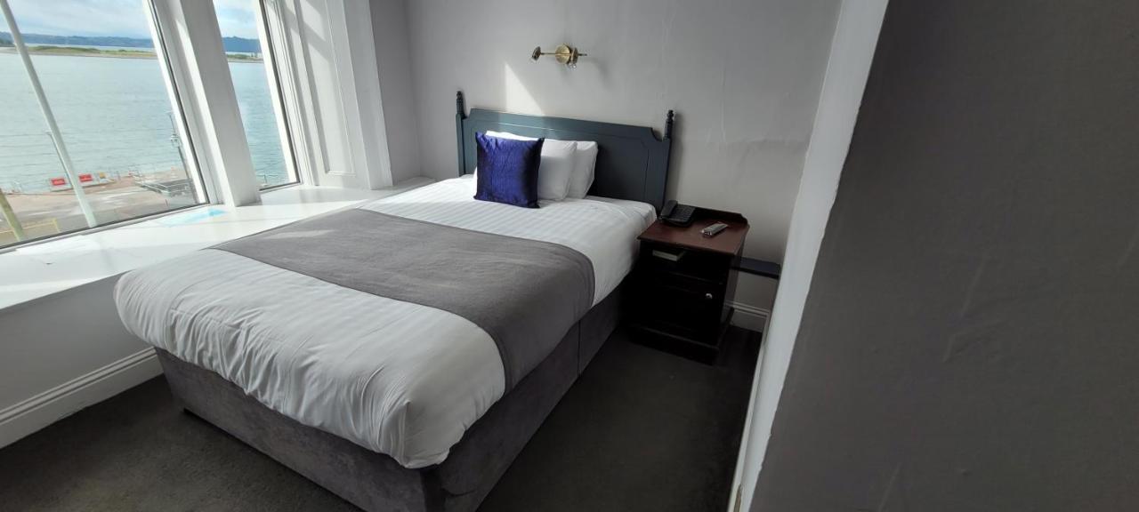Commodore Hotel Cobh Dış mekan fotoğraf