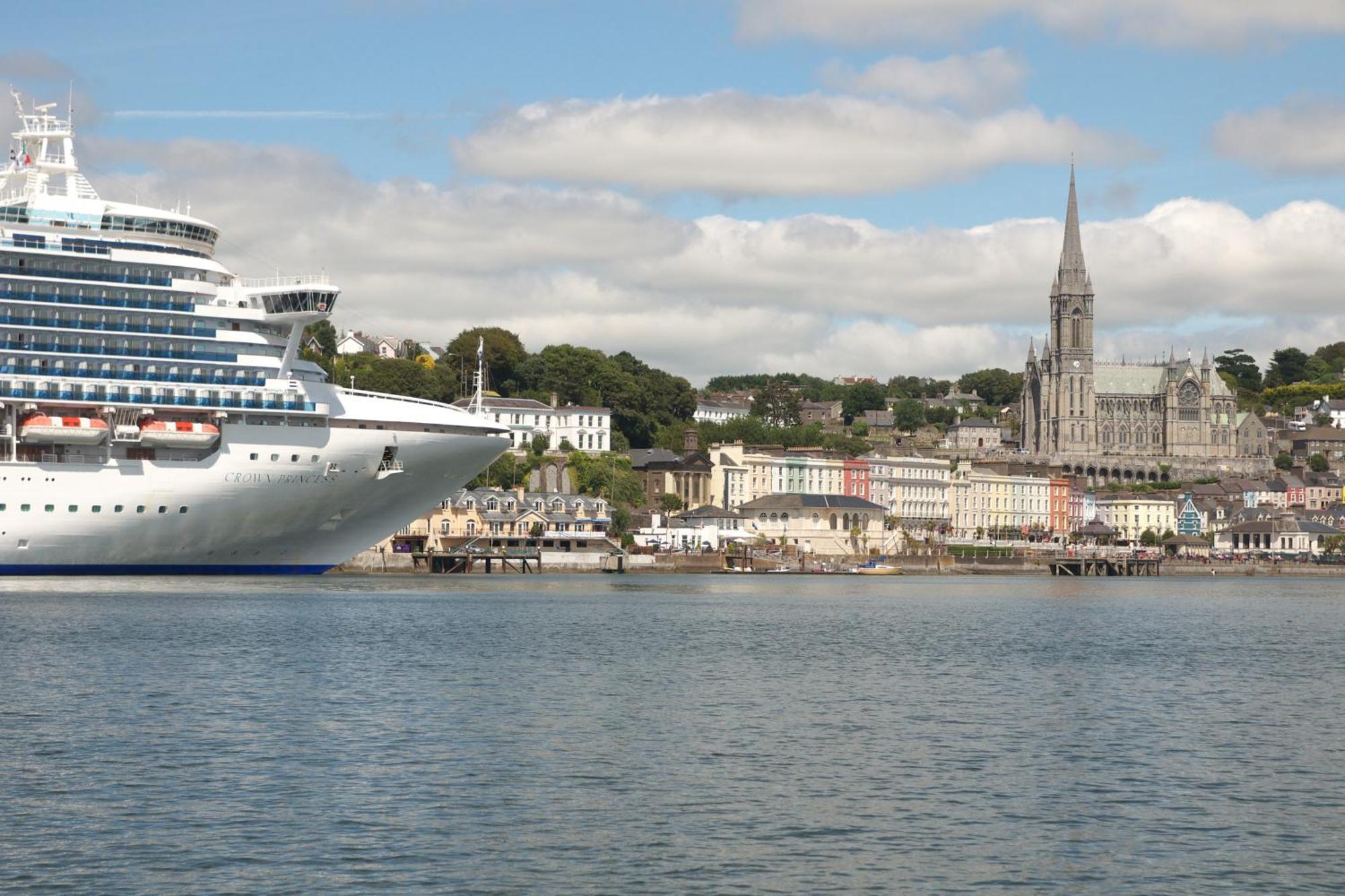 Commodore Hotel Cobh Dış mekan fotoğraf