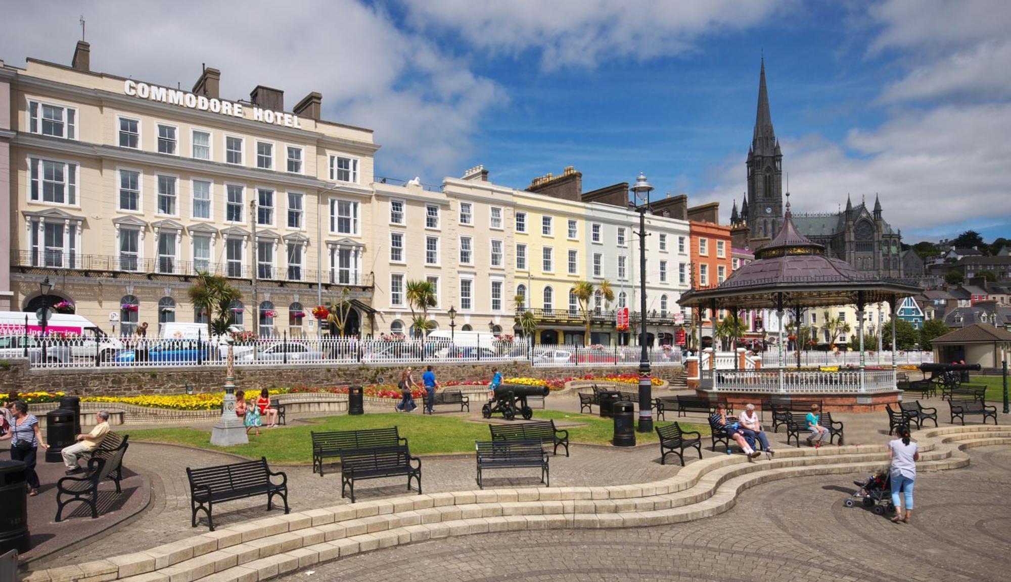 Commodore Hotel Cobh Dış mekan fotoğraf